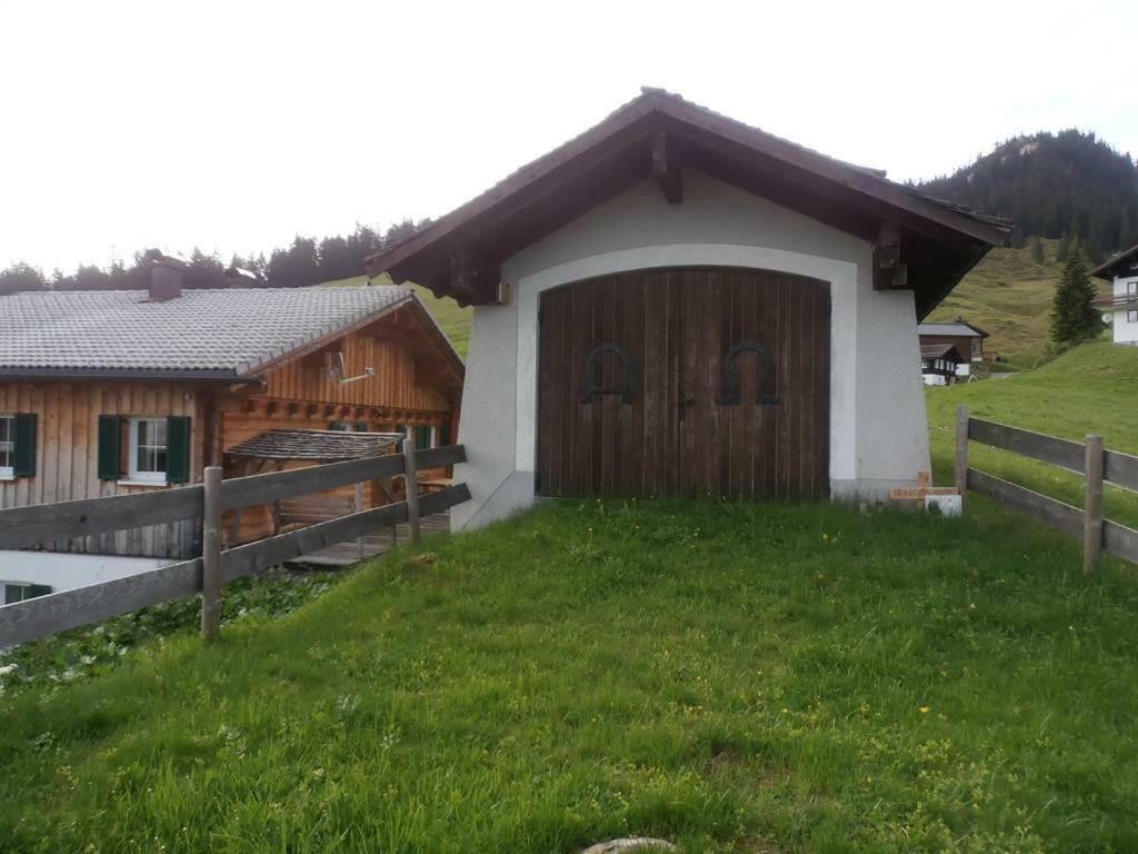 Haus Zur Kapelle Villa Sankt Gallenkirch Bagian luar foto